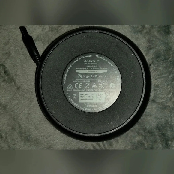 Jabra Bluetooth speaker/conference call - Picture 4 of 5